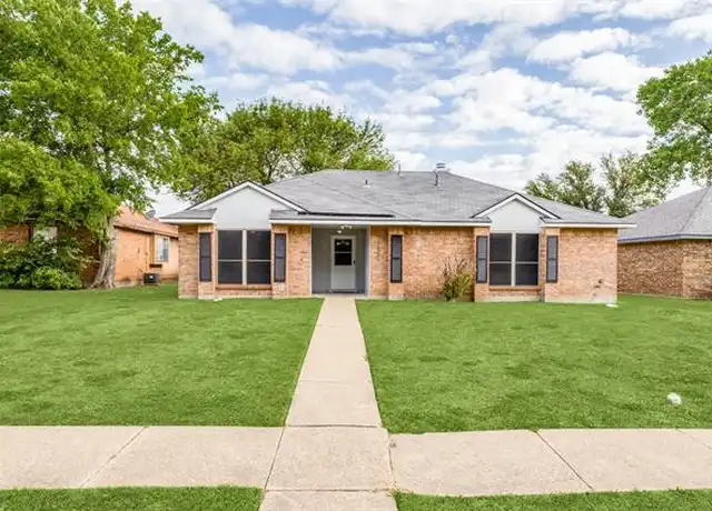 Property at 1257 Roan Dr, Lancaster, TX, 75134, 3 beds, 2 baths, [object Object]
