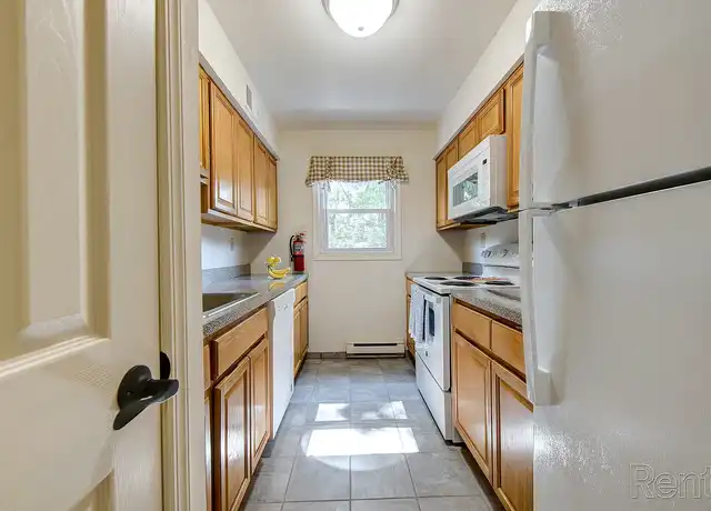Property at Olde Forge East Apartments & Townhomes - 19 House Rd, Morristown, NJ, 07960, 1-3 bed, 1-1.5 bath, [object Object]