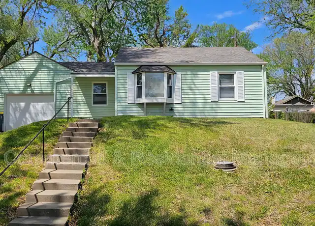 Property at 636 NE 45th Ter, Kansas City, MO, 64116, 3 beds, 1 bath, [object Object]