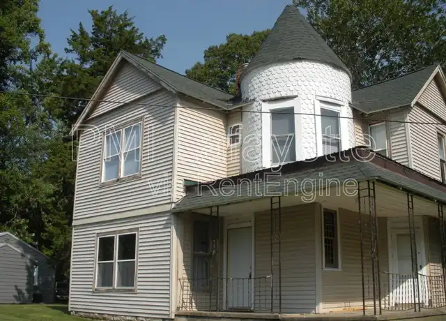 Property at 120 W 3rd St Unit 1, Williamsport, IN, 47993, 1 bed, 1 bath, [object Object]