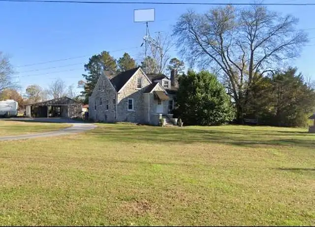 Property at 686 Mack Smith Rd, Rossville, GA, 30741, 3 beds, 2 baths, [object Object]