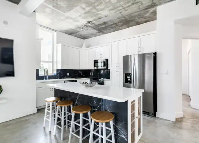 Property at 234 NE 3rd St #1107, Miami, FL, 33132, 2 beds, 2 baths, [object Object]