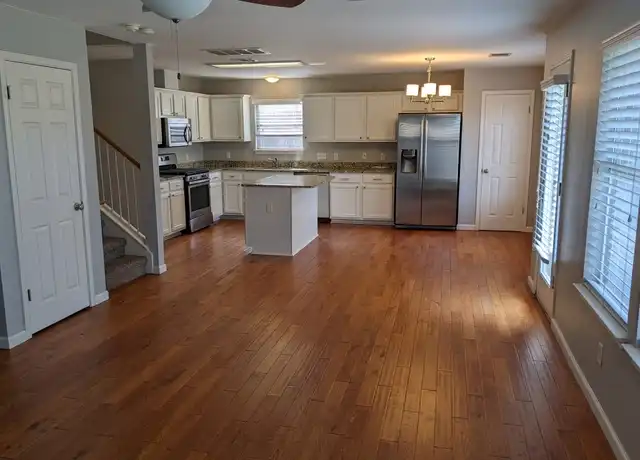 Property at 4409 Hoffman Dr, Austin, TX, 78749, 3 beds, 2.5 baths, [object Object]
