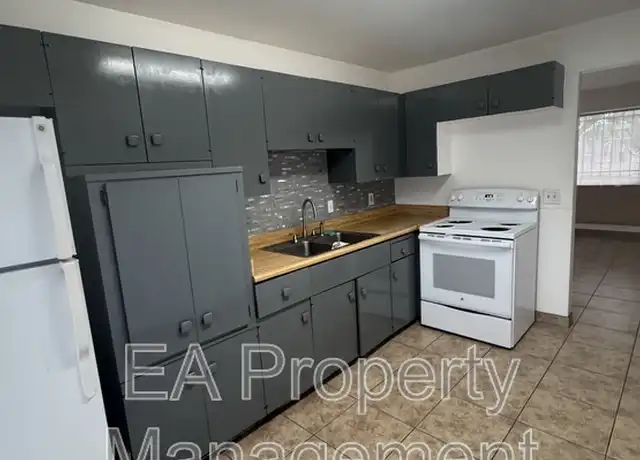 Property at 7015 Trumbull Ave SE, Albuquerque, NM, 87108, 2 beds, 1 bath, [object Object]