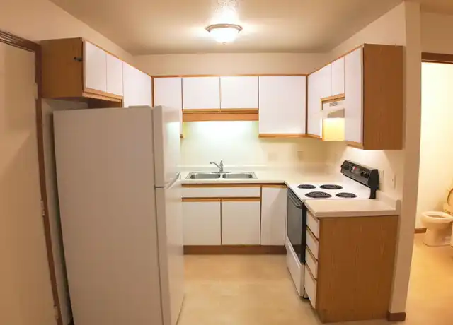 Property at 3213 Hidden Pl Unit 3213 5, Eau Claire, WI, 54701, 2 beds, 1.5 baths, [object Object]
