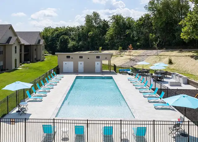 Property at Sugar Creek Apartments - 301 Clay Creek Trl, Fenton, MO, 63026, 1-2 bed, 1-2 bath, [object Object]