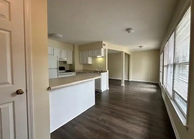 Property at 2911 Spring Garden St Unit B, Greensboro, NC, 27403, 2 beds, 2 baths, [object Object]