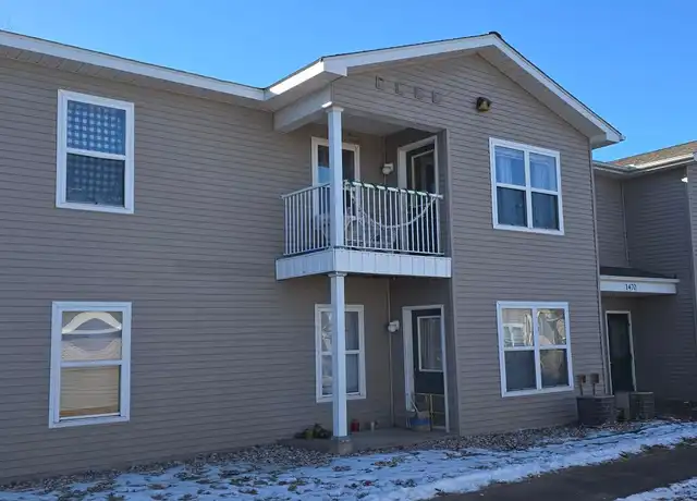 Property at 1460 Cemetery Rd Apt 201, River Falls, WI, 54022, 2 beds, 1 bath, [object Object]