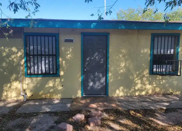 Property at 2008 Camp Ave Unit 3, Laredo, TX, 78040, 1 bed, 1 bath, [object Object]
