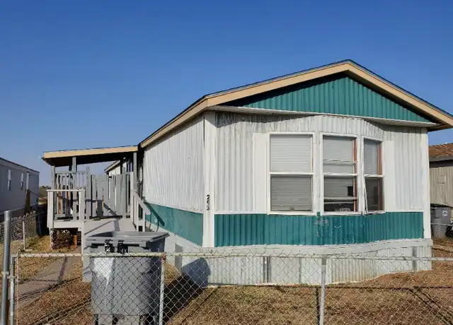 Property at 2504 SW Jefferson Ave Unit 24, Lawton, OK, 73505, 3 beds, 3 baths, [object Object]