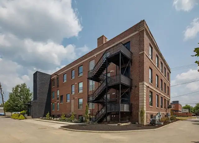 Property at 875 Michigan Ave, Columbus, OH, 43215, 2 beds, 1-2 bath, [object Object]