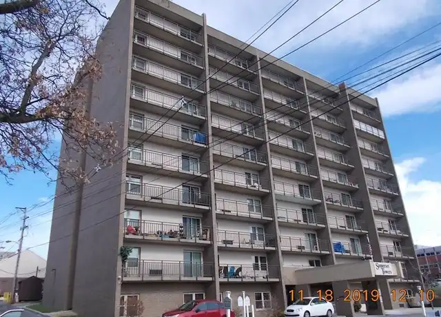 Property at 126 W Church St, Somerset, PA, 15501, 1 bed, 1 bath, [object Object]
