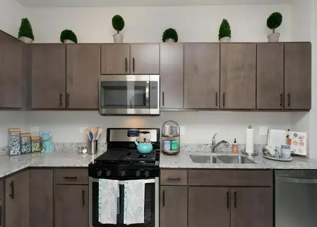Property at 1016 Station Blvd, Aurora, IL, 60504, 2 beds, 2 baths, [object Object]