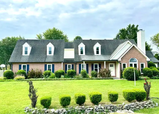 Property at 2592 Emerald Ct, Clarksville, TN, 37042, 5 beds, 3.5 baths, [object Object]