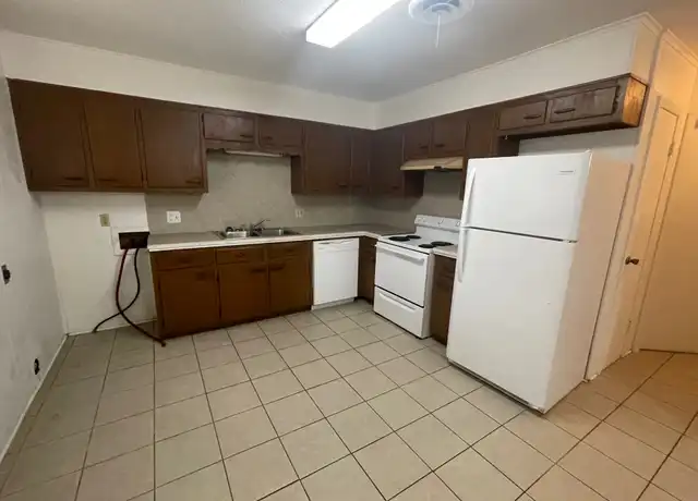 Property at 522 N 15th St, Nederland, TX, 77627, 2 beds, 1 bath, [object Object]