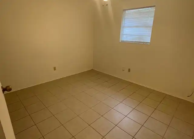 Property at 522 N 15th St, Nederland, TX, 77627, 2 beds, 1 bath, [object Object]