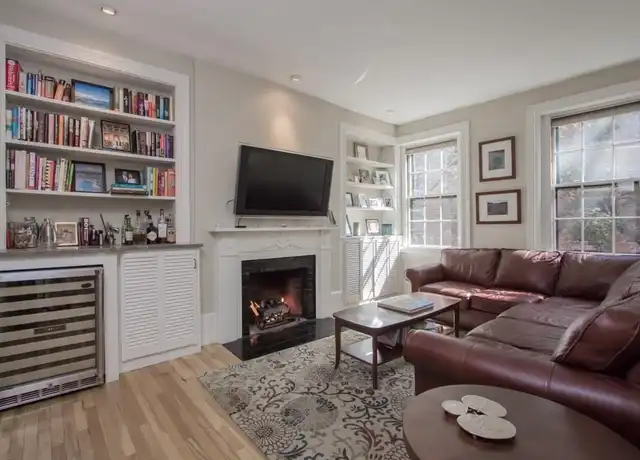 Property at 37 Grove St #3, Boston, MA, 02114, 2 beds, 1 bath, [object Object]
