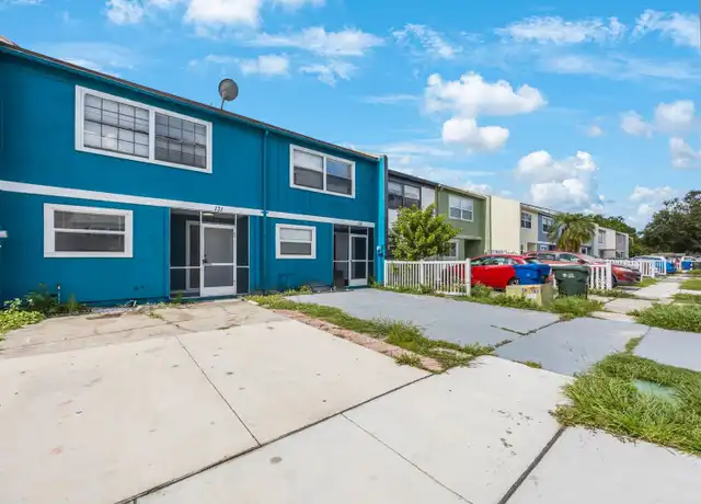 Property at 2820 S Pines Dr #131, Largo, FL, 33771, 2 beds, 1.5 baths, [object Object]