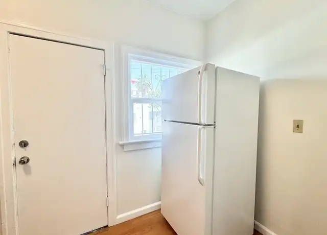 Property at 1415 N Hobart Blvd Unit 1/4, Los Angeles, CA, 90027, 0 beds, 1 bath, [object Object]