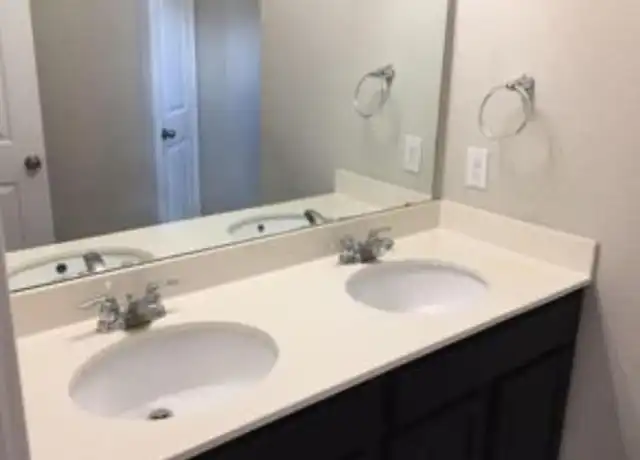 Property at 65 Churchill Farms Dr, Georgetown, TX, 78626, 4 beds, 2.5 baths, [object Object]