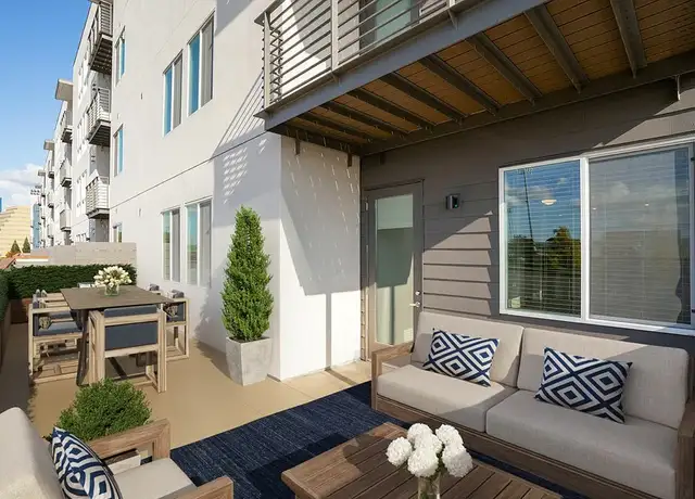 Photo of 805 Riverfront St, West Sacramento, CA 95691
