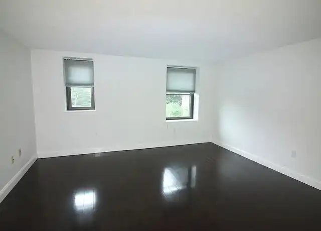 Property at 1029 Pleasant St, Worcester, MA, 01602, 1 bed, 1 bath, [object Object]