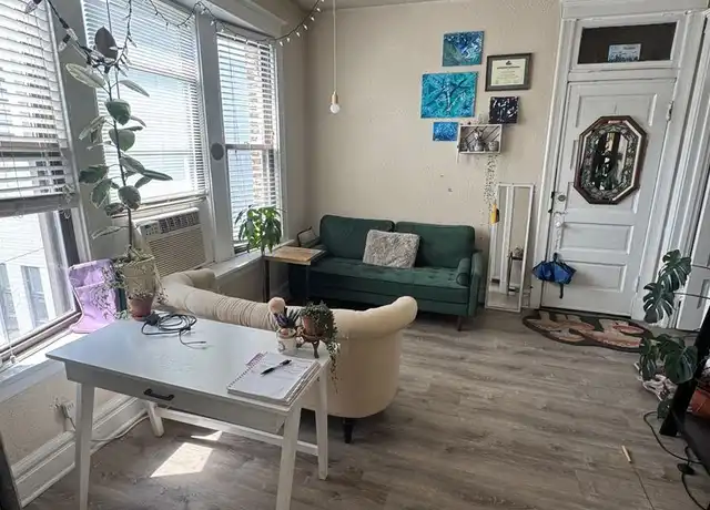 Property at 1210 W Lexington St Unit 3R, Chicago, IL, 60607, 2 beds, 1 bath, [object Object]
