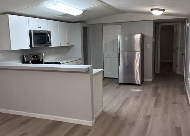 Property at 546 Burnett Dr, Greer, SC, 29651, 3 beds, 2 baths, [object Object]