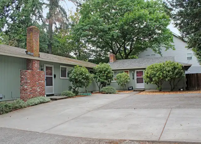 Property at 8829-8833 SE 16th Ave Unit 8833, Portland, OR, 97202, 2 beds, 1 bath, [object Object]