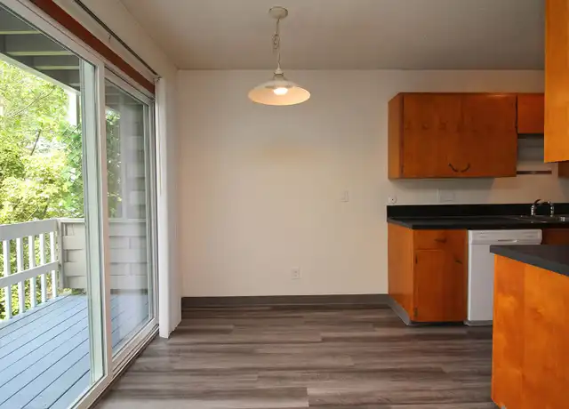 Property at 1001 SW Woods St Unit 1, Portland, OR, 97239, 1 bed, 1 bath, [object Object]