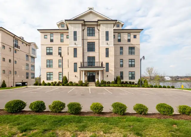 Property at 1024 Club View Dr Unit E302, Gallatin, TN, 37066, 2 beds, 2 baths, [object Object]