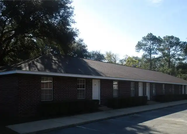Property at 1409 Palmyra Rd, Albany, GA, 31701, 1 bed, 1 bath, [object Object]