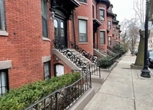 Property at 93 E Brookline St Unit 2, Boston, MA, 02118, 2 beds, 1 bath, [object Object]