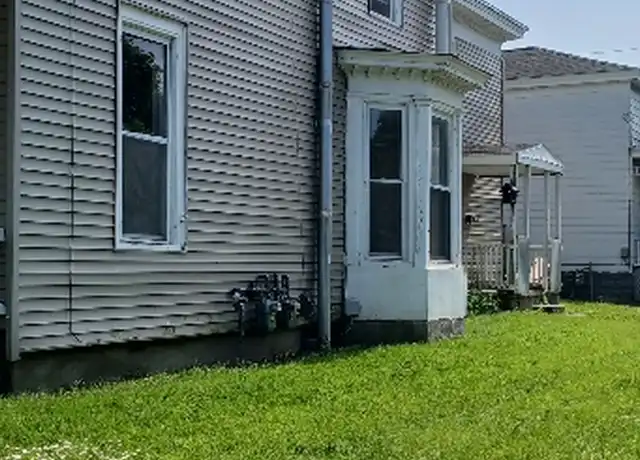 Property at 42 W Cayuga St, Oswego, NY, 13126, 4 beds, 1 bath, [object Object]