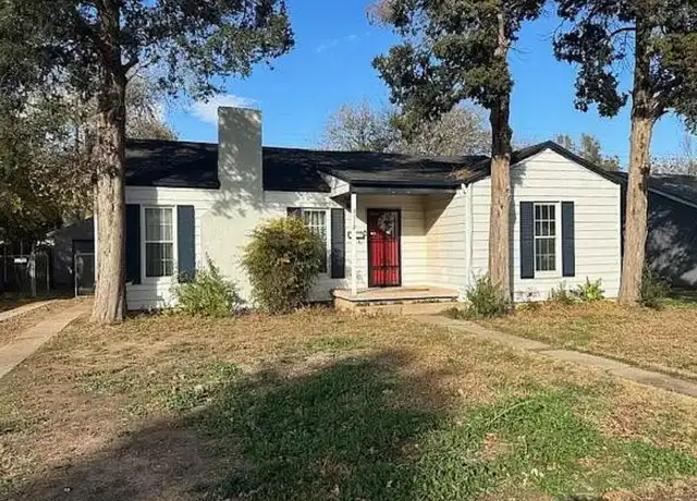 Property at 3112 29th St, Lubbock, TX, 79410, 3 beds, 2 baths, [object Object]