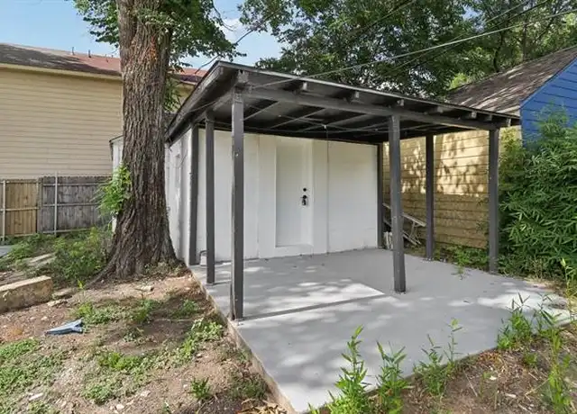 Property at 1105 S Sylvania Ave Unit B, Fort Worth, TX, 76111, 3 beds, 2 baths, [object Object]