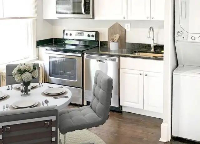 Property at 125 Ardmore Ave Unit 2A, Ardmore, PA, 19003, 3 beds, 2 baths, [object Object]