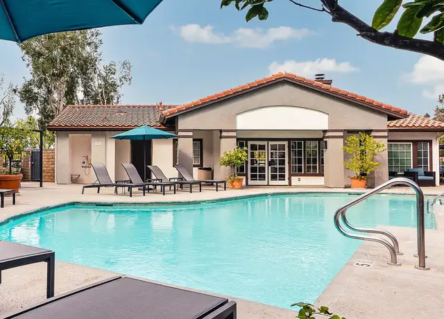 Photo of 2338 Fountain Crest Ln, Thousand Oaks, CA 91362