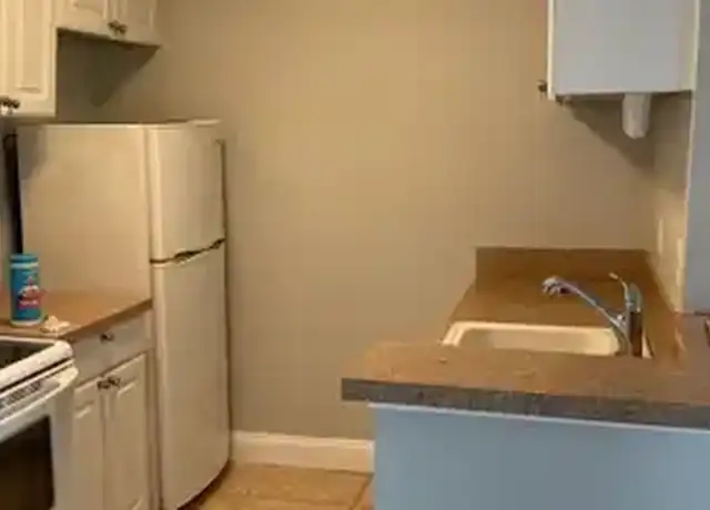Property at 185 Santa Clara Dr, Naples, FL, 34104, 1 bed, 1 bath, [object Object]