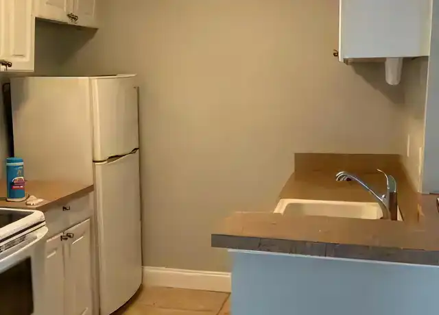 Property at 185 Santa Clara Dr, Naples, FL, 34104, 1 bed, 1 bath, [object Object]