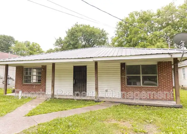 Property at 1740 Ocoee St, Chattanooga, TN, 37406, 4 beds, 2 baths, [object Object]