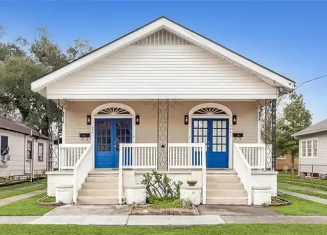 Property at 246 Nursery Ave, Metairie, LA, 70005, 2 beds, 1 bath, [object Object]