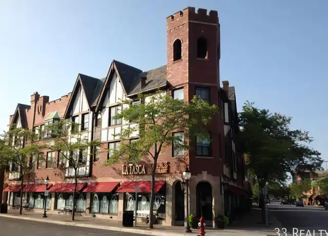 Property at 15 N Vail Ave Unit 208-D, Arlington Heights, IL, 60005, 2 beds, 1 bath, [object Object]