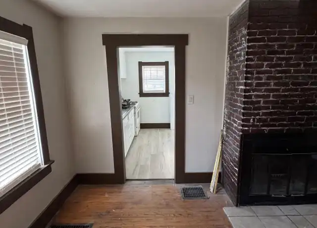 Property at 2005 N Charles St, Decatur, IL, 62526, 2 beds, 1 bath, [object Object]