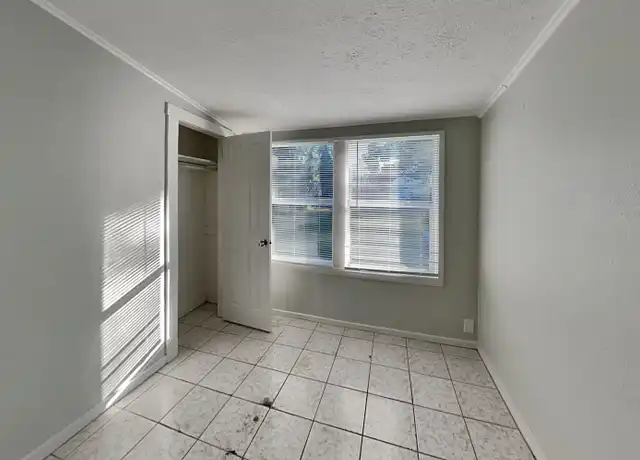 Property at 1104 W Kirby St, Tampa, FL, 33604, 3 beds, 2 baths, [object Object]