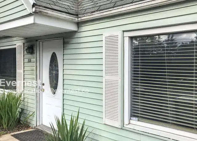 Property at 2536 SE 92nd Ave, Portland, OR, 97266, 3 beds, 1.5 baths, [object Object]