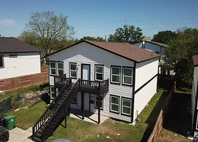 Property at 3541 Mount Pleasant St Unit B, Houston, TX, 77021, 3 beds, 2 baths, [object Object]