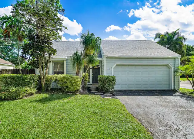 Property at 500 Oak Shadow Way, Wellington, FL, 33414, 2 beds, 2 baths, [object Object]