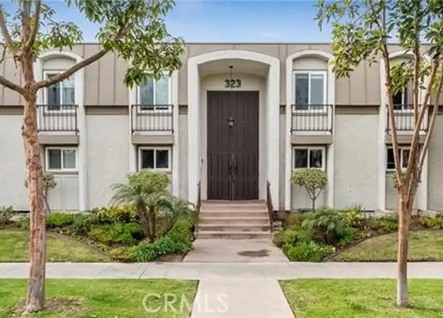 Property at 323 S Broadway #2, Redondo Beach, CA, 90277, 2 beds, 2.5 baths, [object Object]