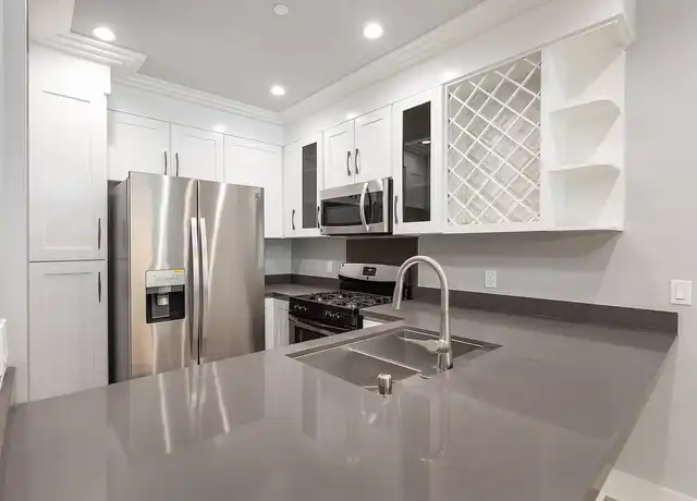 Property at 1350 S Roxbury Dr, Los Angeles, CA, 90035, 1 bed, 1 bath, [object Object]